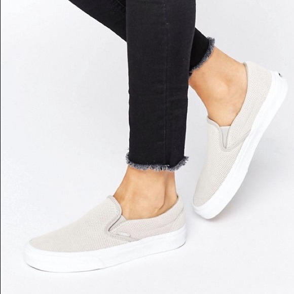 vans perforated suede slip on